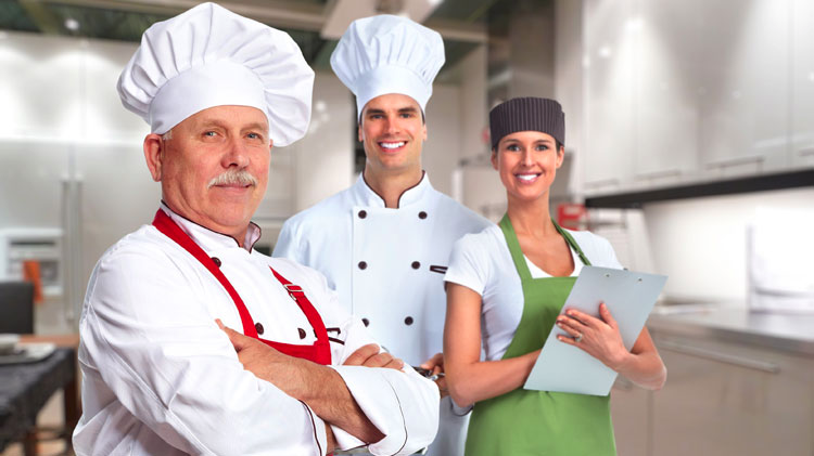 3 WAYS TAKING HOSPITALITY COURSES CAN HELP YOU BECOME A BETTER CHEF